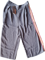 LADIES FASHION CLOTHING TO-CLEAR 100 UNITS