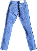 LADIES FASHION CLOTHING TO-CLEAR 100 UNITS